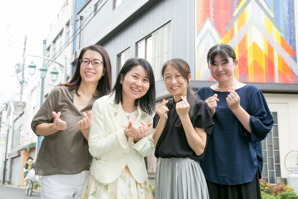 多治見ききょう法律事務所の弁護士とスタッフ